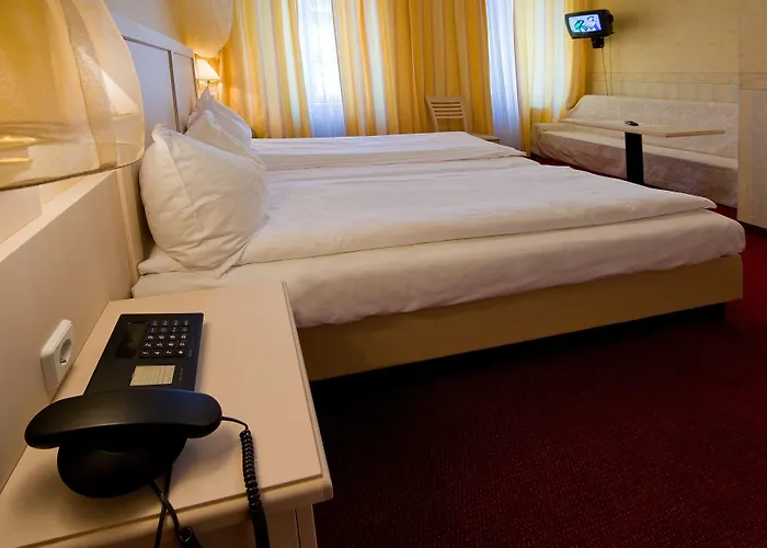 Boutique Kugel 3*